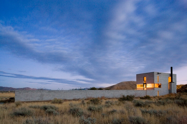 Outpost / OSKA Architects - Casas