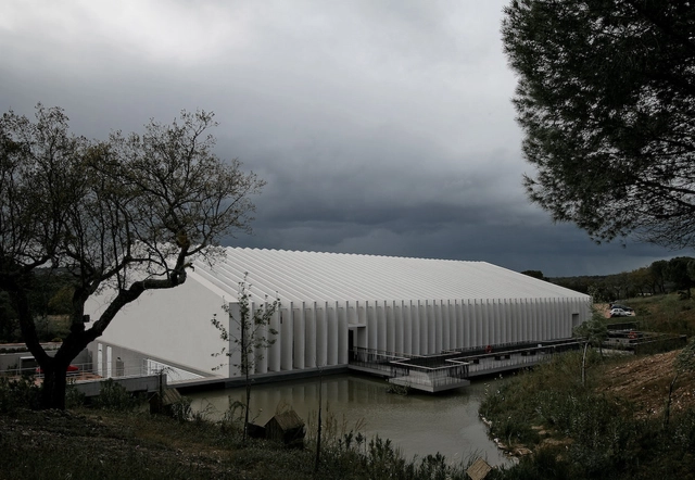 莫拉河边水族馆 / Promontorio Architecture - 水族馆
