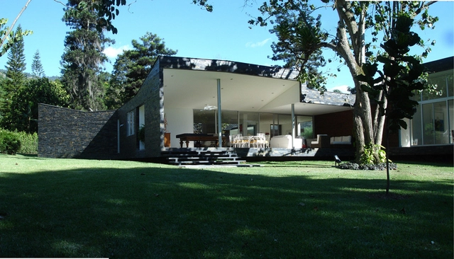 DL House / Camilo Restrepo - 独立住宅
