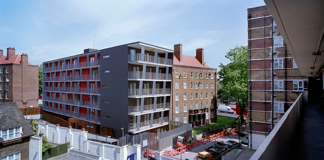 Antony住宅/ Fraser Brown MacKenna Architects - 公寓