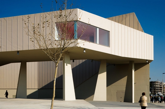 Vila Joiosa 礼堂剧场 / Arquitecturas Torres Nadal - 礼堂