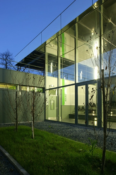 joliot-curie 高级中学的更新与工作室扩建 / Atelier Phileas - 更新项目