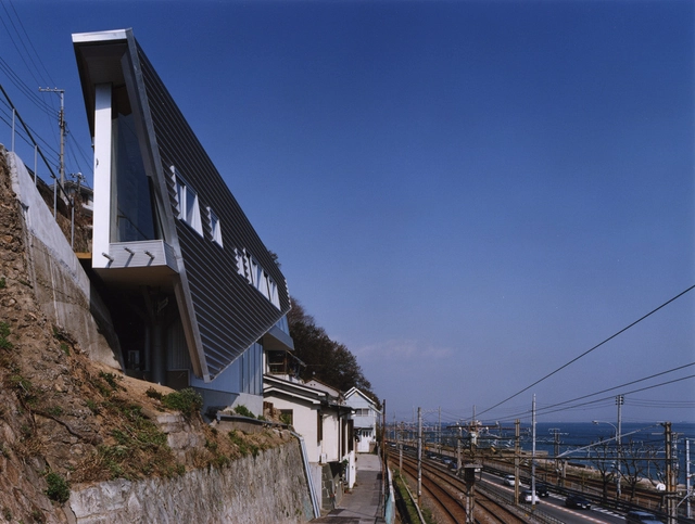 Rooftecture S / Shuhei Endo - Houses, Handrail, Stairs, Fence, Coast