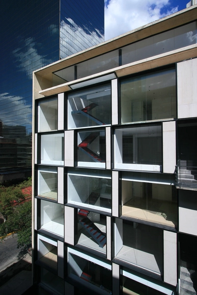 Monte Elbruz Building / Garduño Arquitectos - Apartments, Facade