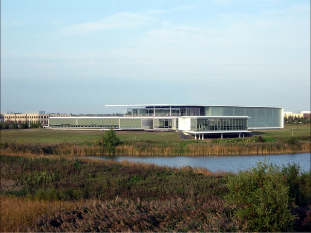 Serta International Center / Epstein | Metter Studio - Institutional Buildings