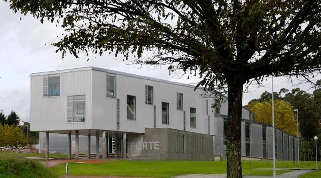Universidad de Pontevedra / Irisarri + Piñera - Universidad