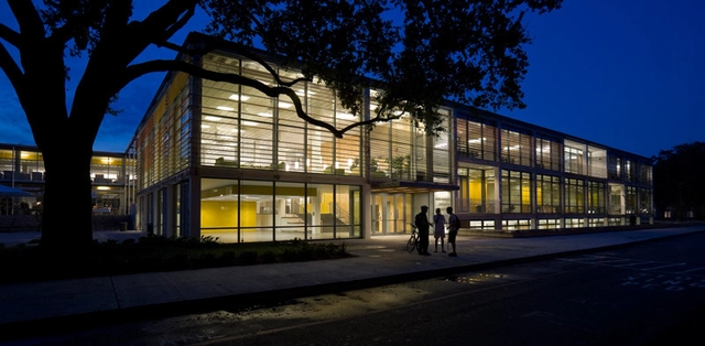 The Lavin-Bernick Center for University Life / VJAA - Other Facilities, Facade