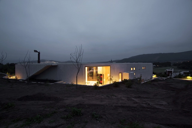 White O / Toyo Ito - 独立住宅