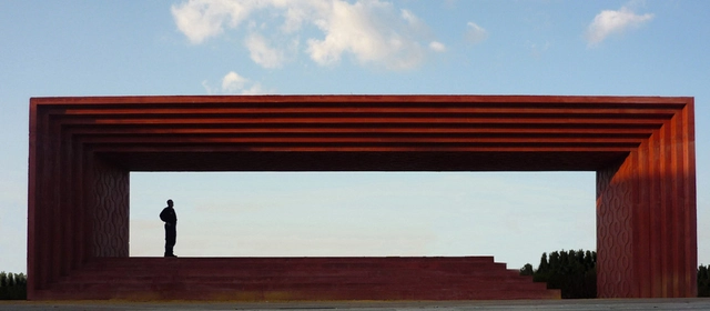 佩德罗·阿尔莫多瓦纪念碑 / Enproyecto Arquitectura - 纪念碑