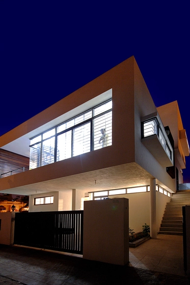 Satish Nayak Residence / The Design Firm - Houses, Facade