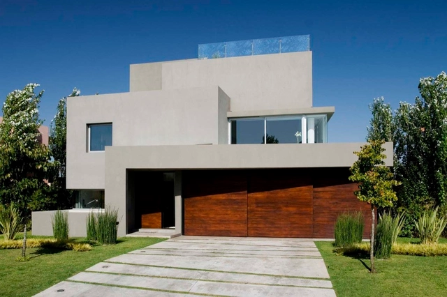 瀑布住宅 / Andres Remy Arquitectos - 独立住宅