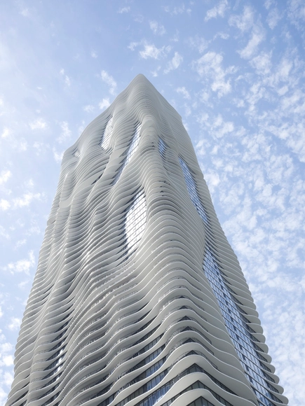 Aqua Tower / Studio Gang - Retail