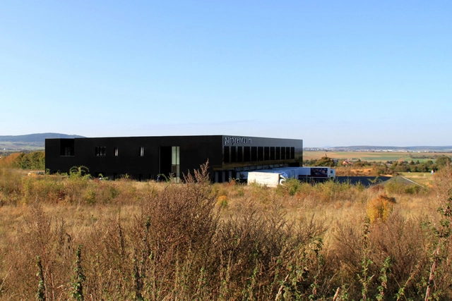 Partyrent Building / Jarosch Architektur - Office Buildings, Facade
