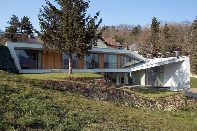 Folded House / x Architekten - Houses, Garden, Facade