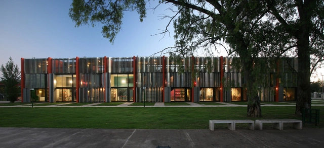 City of Arts Ateliers / Lucio Morini - 视觉艺术中心