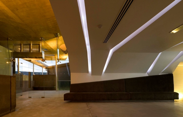 Bar de Sucos & Terraço Egan / Architecture 53seven - Bar