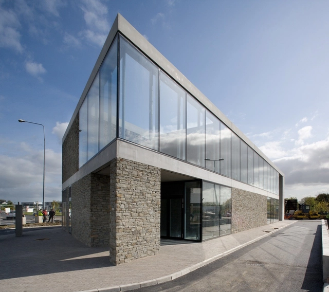 “疾驰而过”餐厅 / Paul Dillon Architects - 餐厅
