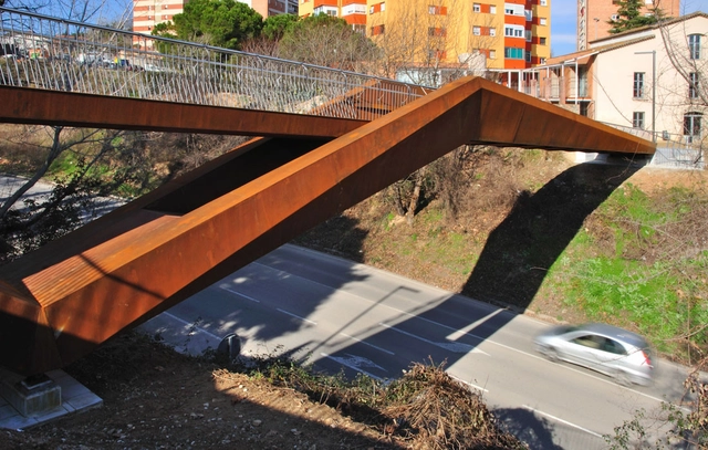 Can Gili Footbridge / Alfa Polaris - Pedestrian Bridge, Garden, Handrail, Facade