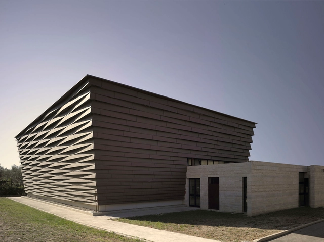 La Fonte Gymnasium / Fabio Capanni Workshop - 健身房