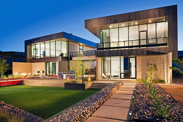 House In Two Parts / assemblageSTUDIO - Houses, Courtyard, Facade