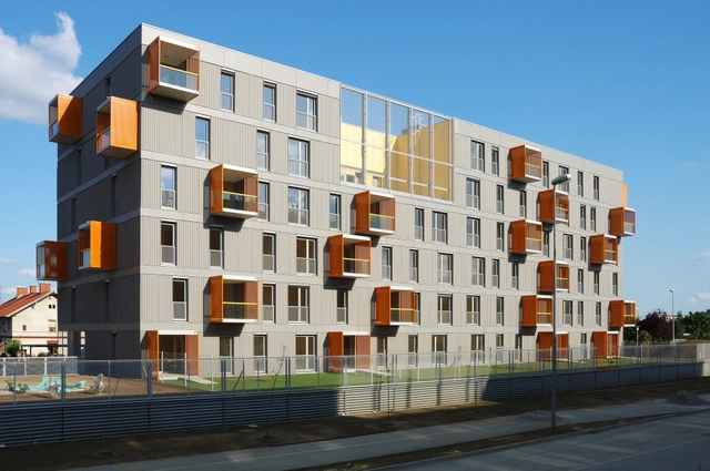 波利亚奈社会住宅 / Bevk Perović arhitekti - 社会住房
