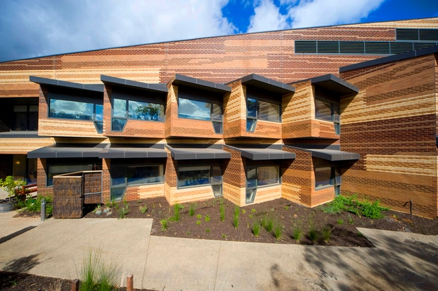 Mornington Centre / Lyons - Housing, Facade, Beam