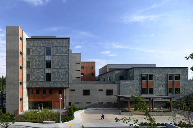 St. Anthony Hospital / ZGF Architects - Exterior Photography, Hospital , Facade