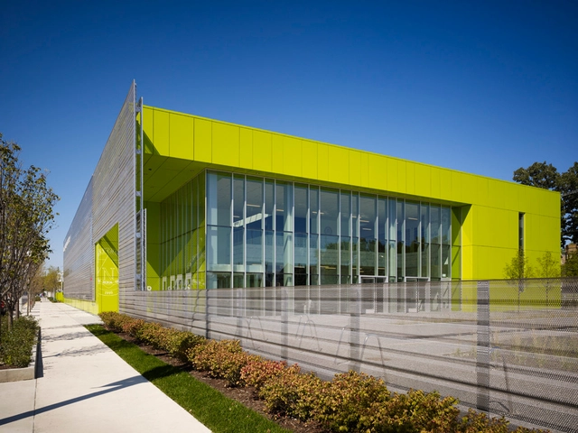 Gary Comer College Prep / John Ronan Architects - Educational Architecture, Facade