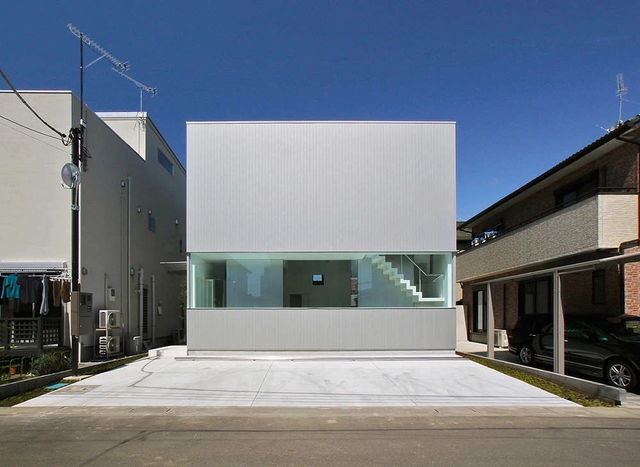 Distance of Fog / StudioGreenBlue - Houses, Facade, Door