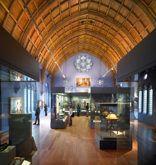 McManus Galleries / Page / Park Architects - Renovation, Arch, Beam, Bench