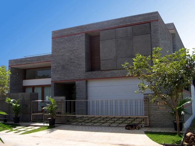 Sriash住所 / Poetics - 独立住宅