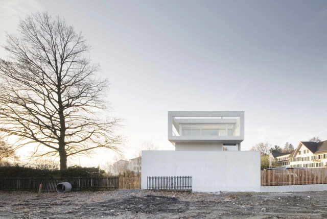 Lakeside House In Zurich / e2a - Houses, Facade