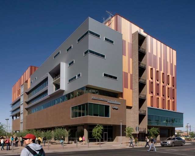 Arizona State University Walter Cronkite School of Journalism & Mass Communication / Ehrlich Yanai Rhee Chaney Architects - University, Facade