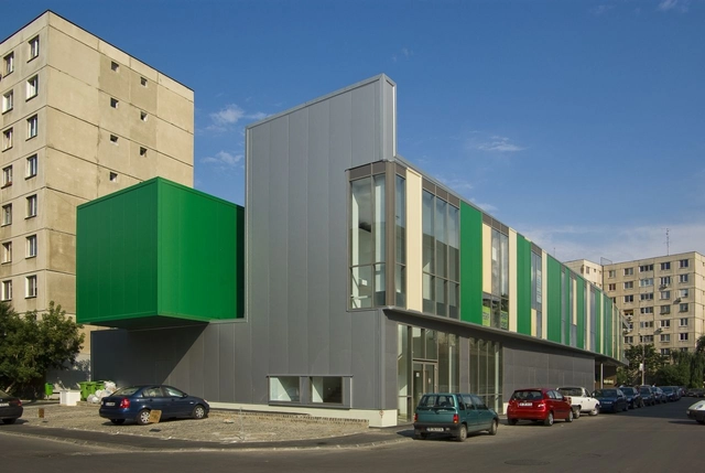 Market One / ZIP & BDX Studio - 商业建筑