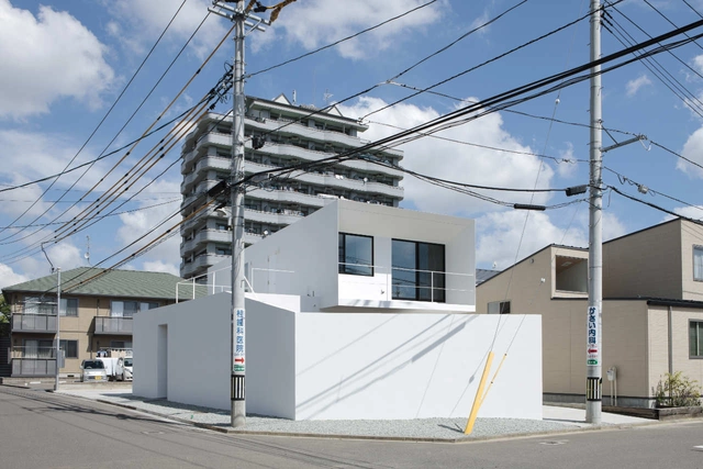Edge / APOLLO Architects &amp; Associates - Houses, Facade