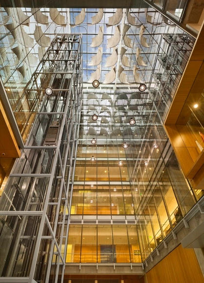 Sede de la Agencia de Protección Ambiental / ZGF Architects - Edificio De Oficinas