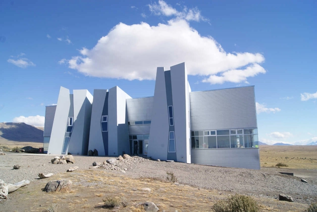 Glaciarium - Museo del Hielo Patagónico / Santiago Cordeyro Arquitectos + Pablo Güiraldes - Museo
