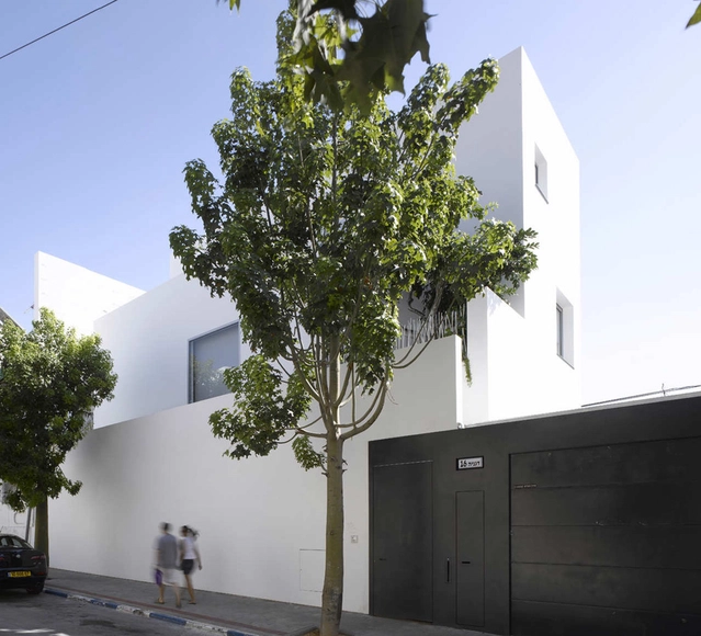 不可见住宅 / Paritzki Liani Architects - 独立住宅