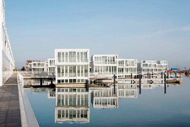 Floating Houses in IJburg / Architectenbureau Marlies Rohmer - 集合住宅