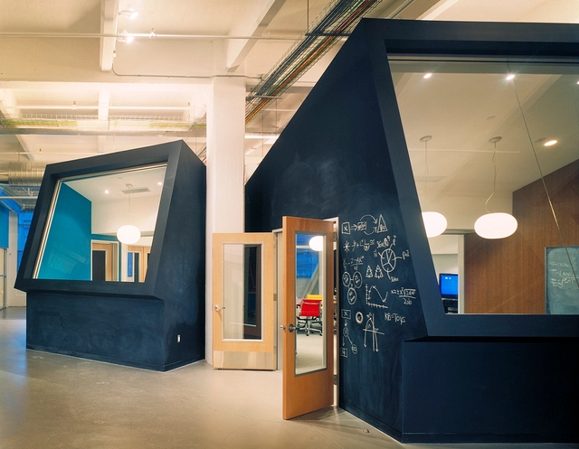 KBP West Offices / Jensen Architects/Jensen & Macy Architects - 办公建筑