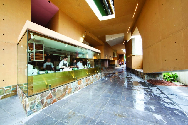 Tank Bar + Restaurant / Donovan Hill - Restaurant, Chair
