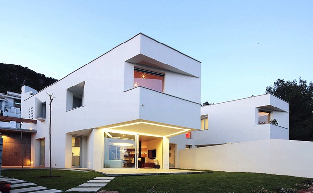 Ripolles-Manrique House - Casas