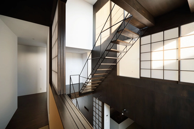 House in Utsunomiya / Soeda and Architects - Houses, Stairs, Handrail, Facade