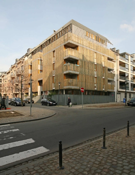 Social Housing in Brussels / Nicolas Vanden Eeckhoudt & Olivier Noterman - Social Housing, Facade, Arch