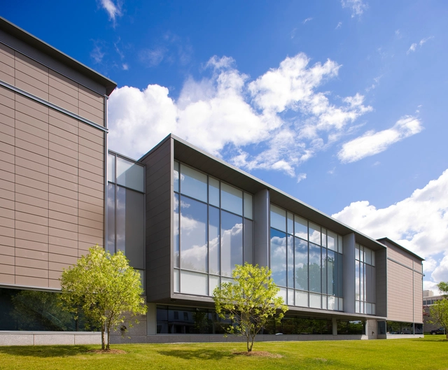 Currier Museum of Art / Ann Beha Architects - Museum, Facade