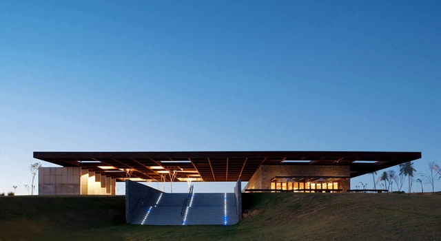 欢迎中心  / Rocco, Vidal + arquitetos - 酒店建筑