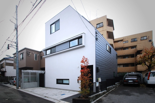 House in Togoshi / LEVEL Architects - Houses, Facade