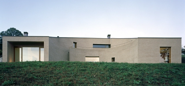 Single Family House / Lucio Serpagli - Houses, Facade