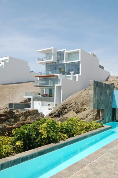Alvarez海滩住宅 / Longhi Architects - 独立住宅