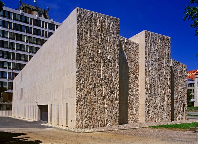 The High Court of Justice and the Law Courts / Koller Studio / József Koller, László Csatai - Public Architecture, Facade